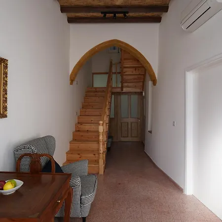 Two Bedroom W/ Balcony Apartamento Nicósia
